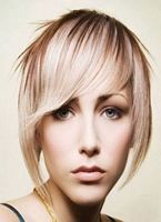  fryzury krótkie włosy blond,  obszerna galeria  ze zdjęciami fryzur dla kobiet w serwisie z numerem  33